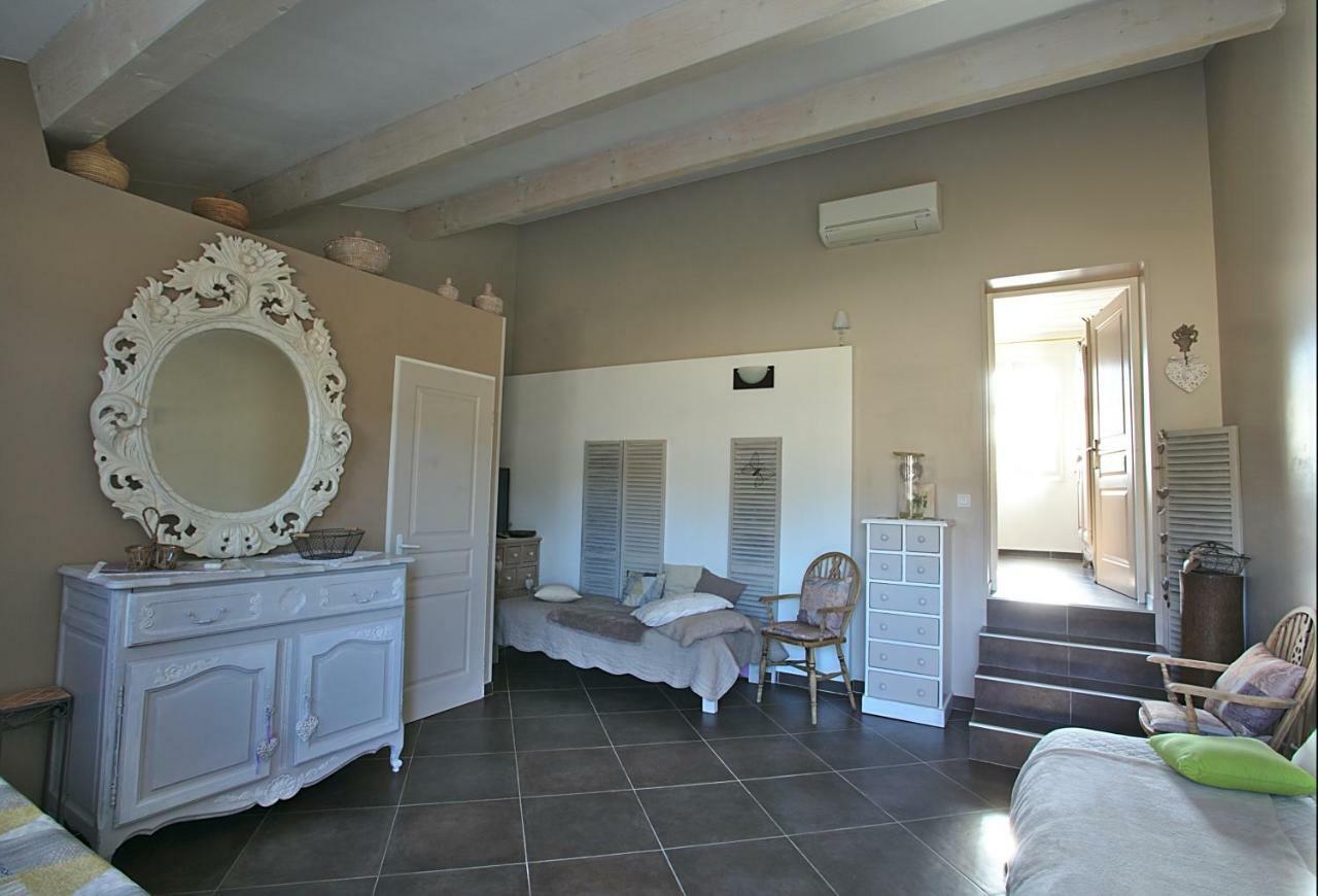 مبيت وإفطار لو كاستليت La Bastide Des Sources المظهر الخارجي الصورة